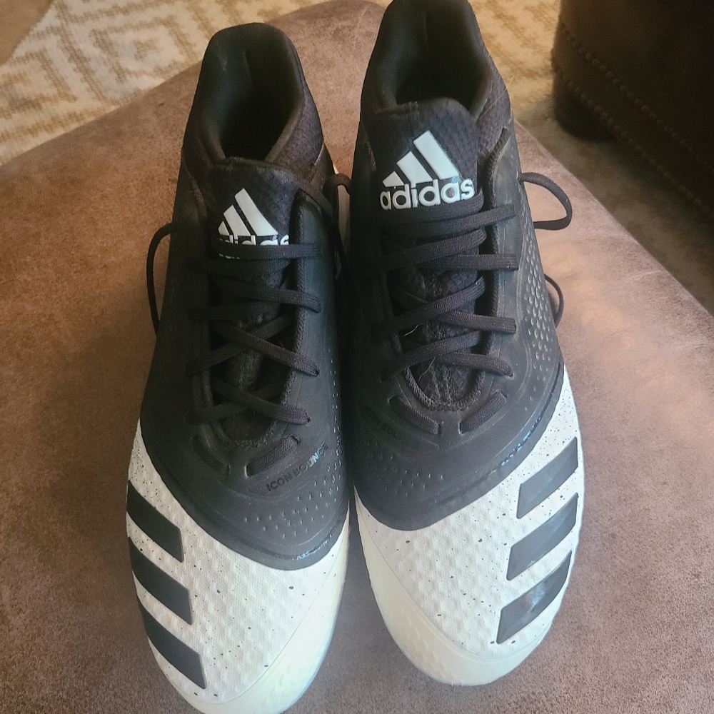 New Adidas bounce baseball cleats